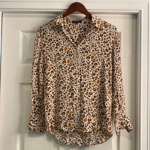VELVET HEART olivine leopard blouse in beige leopard